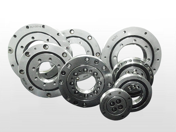 交叉圓柱滾子軸承的安裝步驟及注意事項 交叉圓柱滾子軸承的安裝步驟及注意事項