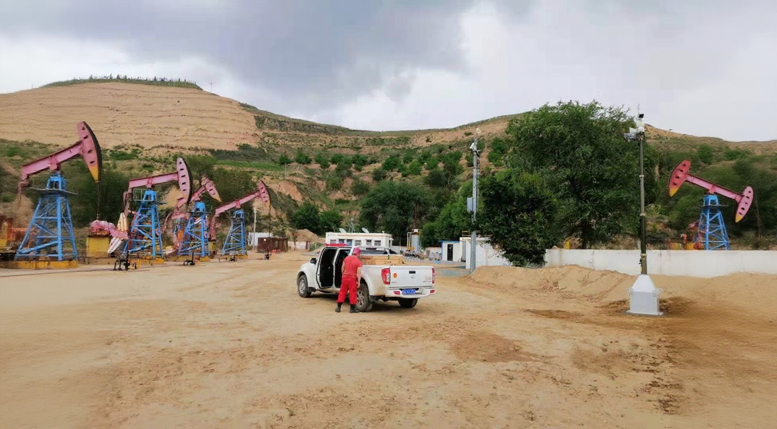 石油石化移動監(jiān)控友聯(lián)哨兵現(xiàn)場應(yīng)用